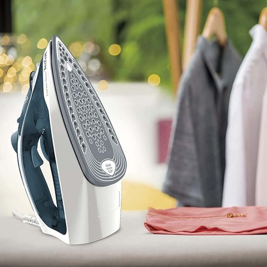 Picture of Tefal Steam Iron FV2831M0 2400W