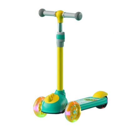 Picture of Skid Fusion Kick Scooter 3Wheel S919A Green