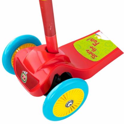 Picture of Cocomelon Twister 3 Wheel Scooter G003
